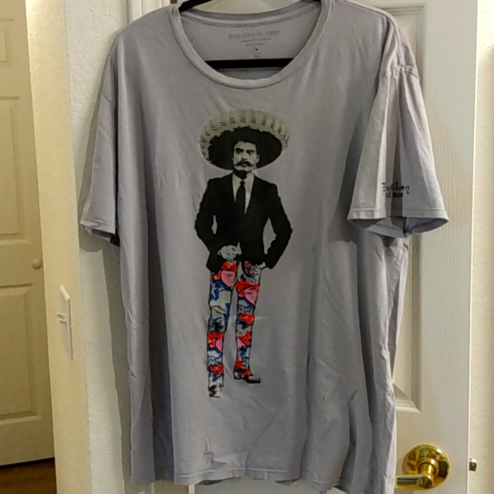 Revolucion Del Sueno Mens T- Shirt